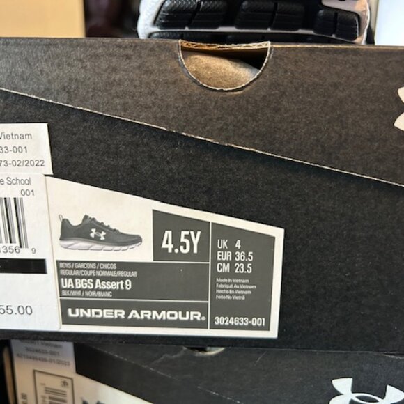 Under Armour Big Kids UA BGS Assert 9 Black White Athletic Shoes Size 4.5Y - NEW - Picture 5 of 5